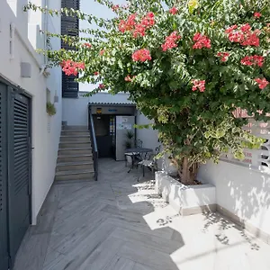 https://hostal-costa.balearic-islands.net