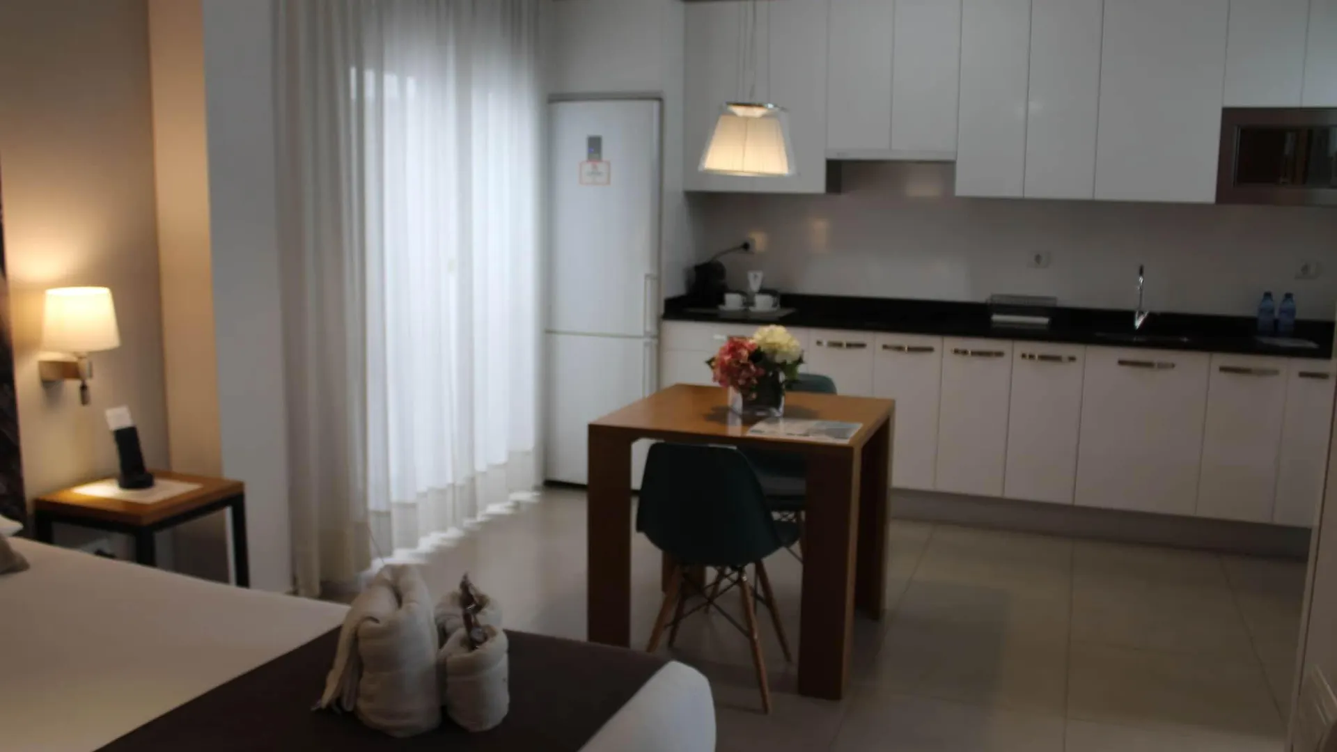 Aparthotel Suites Del Pintor Màlaga