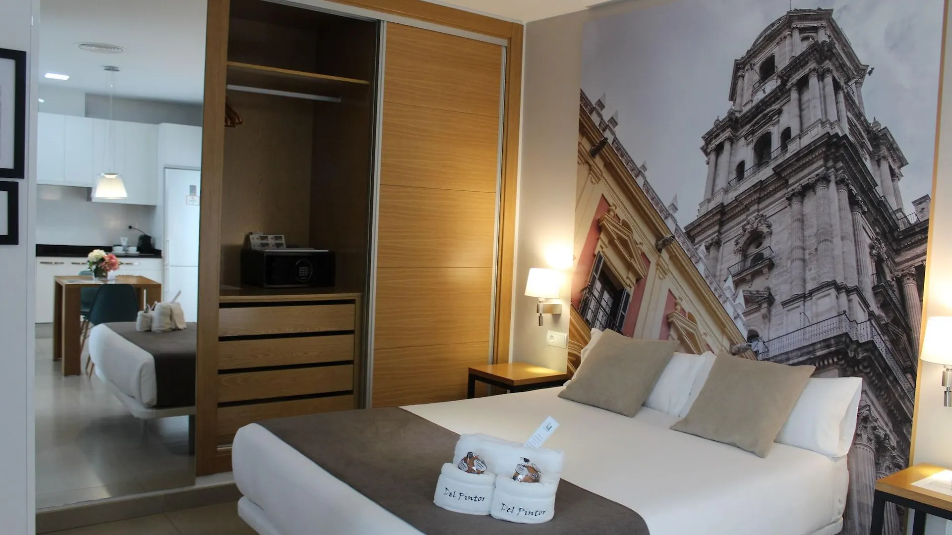 *** Lägenhetshotell Suites Del Pintor Málaga Spanien